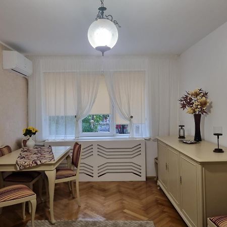 Galaţi Apartament Quiet מראה חיצוני תמונה