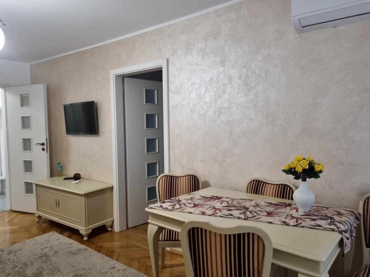 Galaţi Apartament Quiet מראה חיצוני תמונה